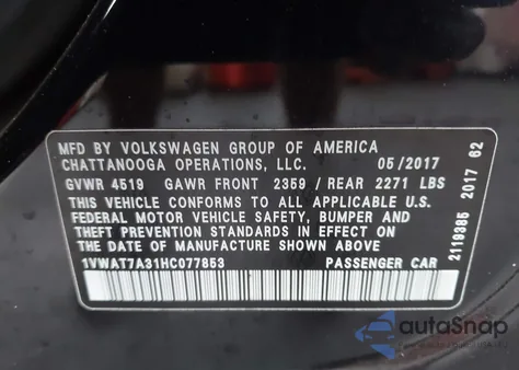 2017 Volkswagen Passat 1.8T S z USA, uszkodzony, nr VIN 1VWAT7A31HC077853